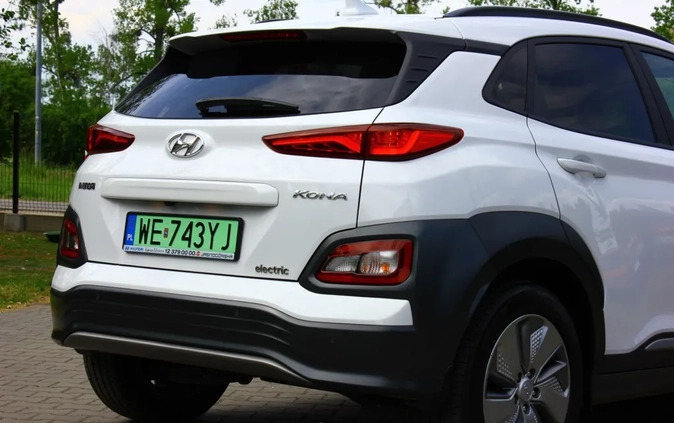 Hyundai Kona cena 92900 przebieg: 32000, rok produkcji 2020 z Dobrzyń nad Wisłą małe 742